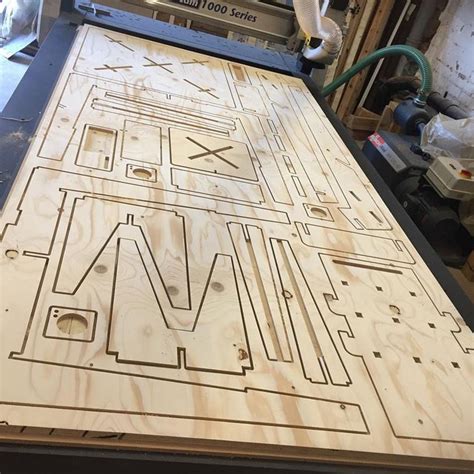 cnc cutting plywood